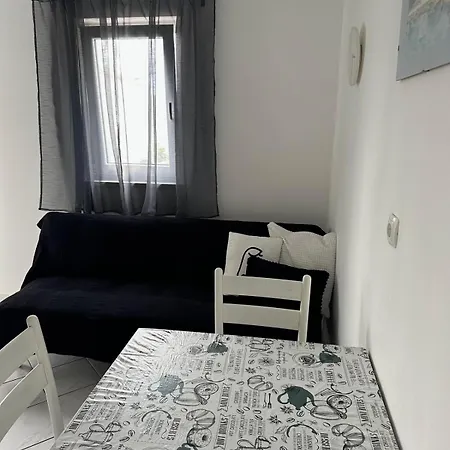 A&s Apartment *