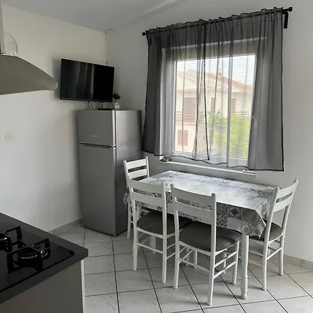 A&s Appartement Pag Town